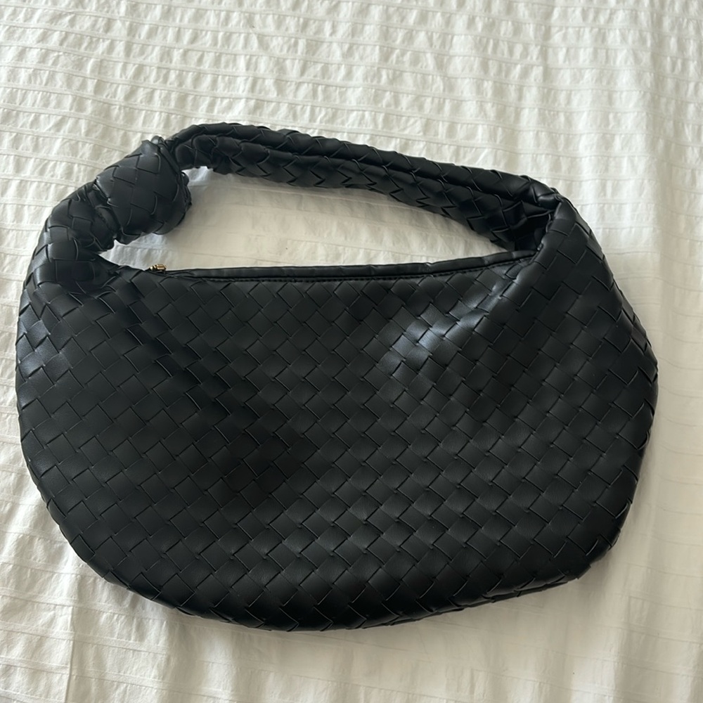 Black woven bag